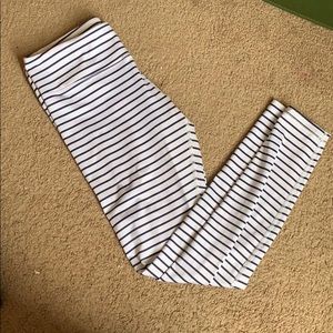 Stripped Leggings